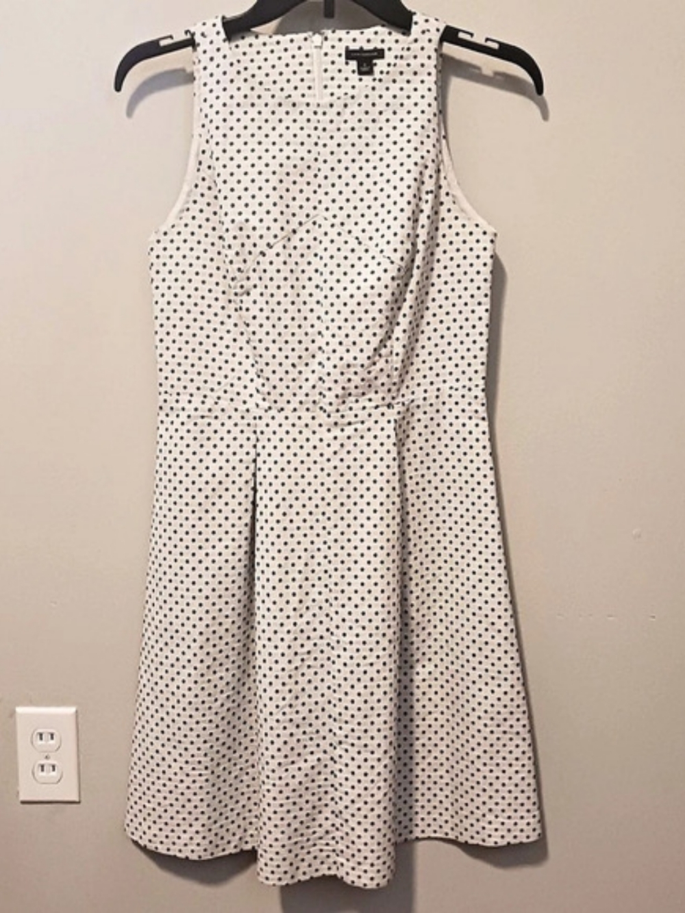 Ann Taylor Polka Dot Mini Dress in White & Blue Size 2